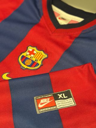 Camiseta F.C. Barcelona 1998 Talla XL Niño
