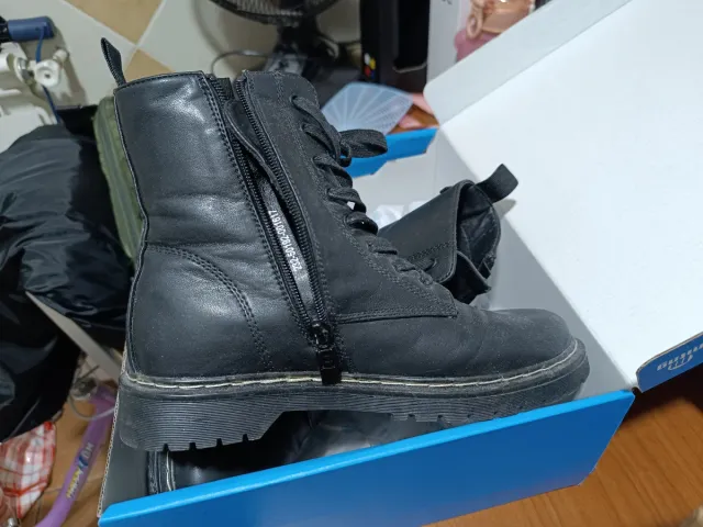 Botas militares Mustang Negras Cremallera