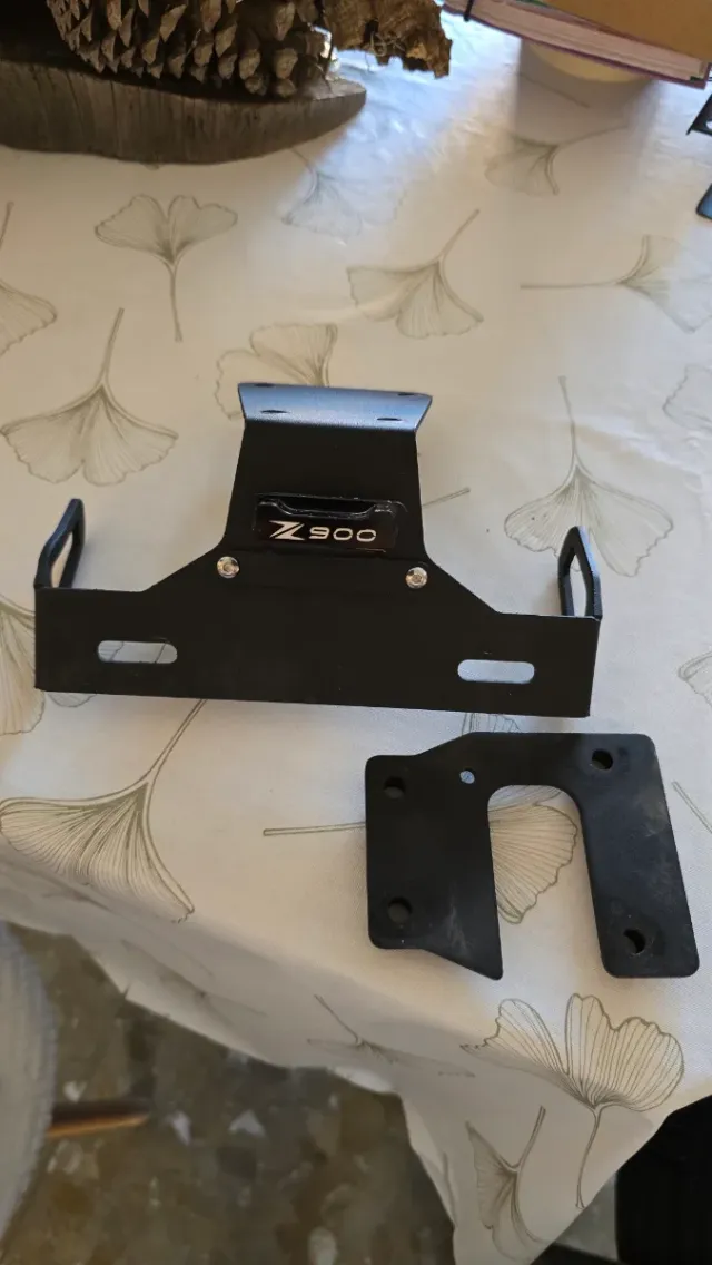 Portamatriculas Kawasaki Z900 corto