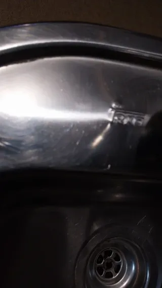 Fregadero Teka de acero inoxidable con grifo