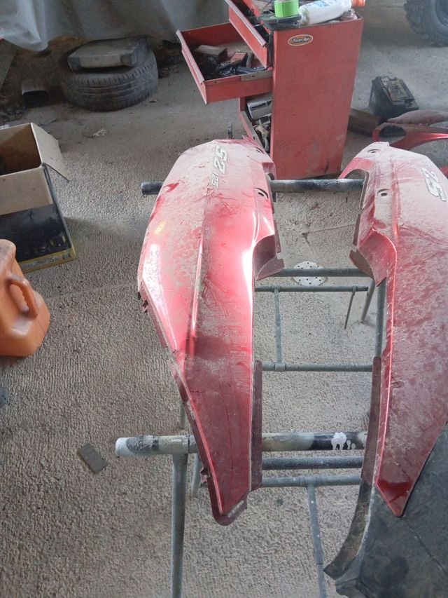 Carenado Daelim S2 125