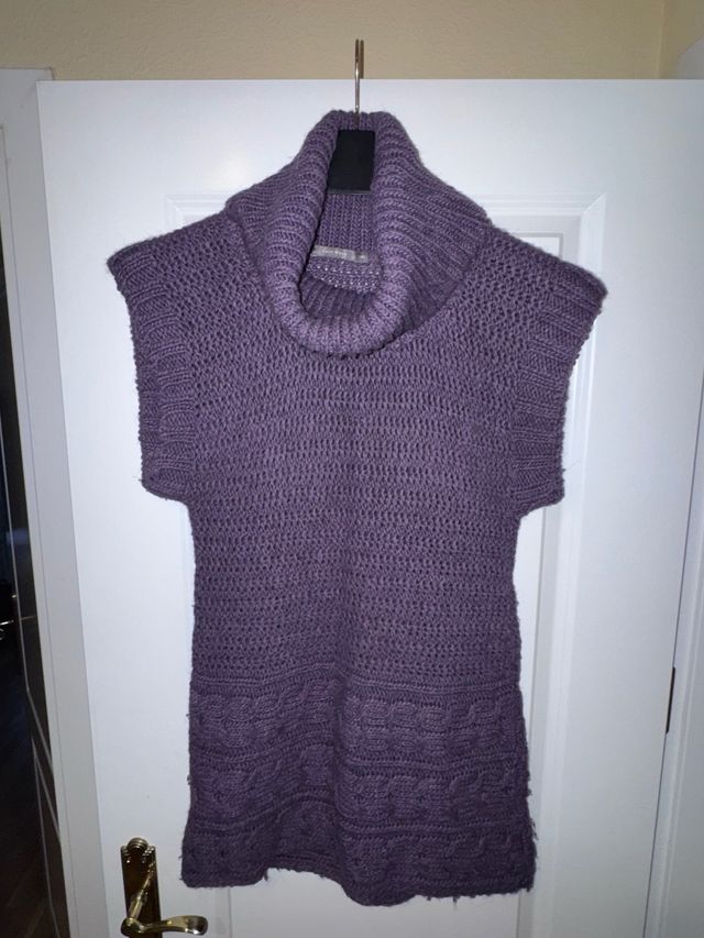 Jersey easy wear sin mangas cuello alto talla 40