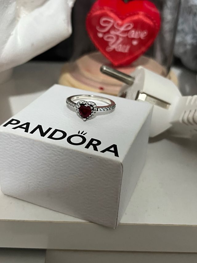 Anillo Pandora Corazón Rojo y Circonitas talla 54