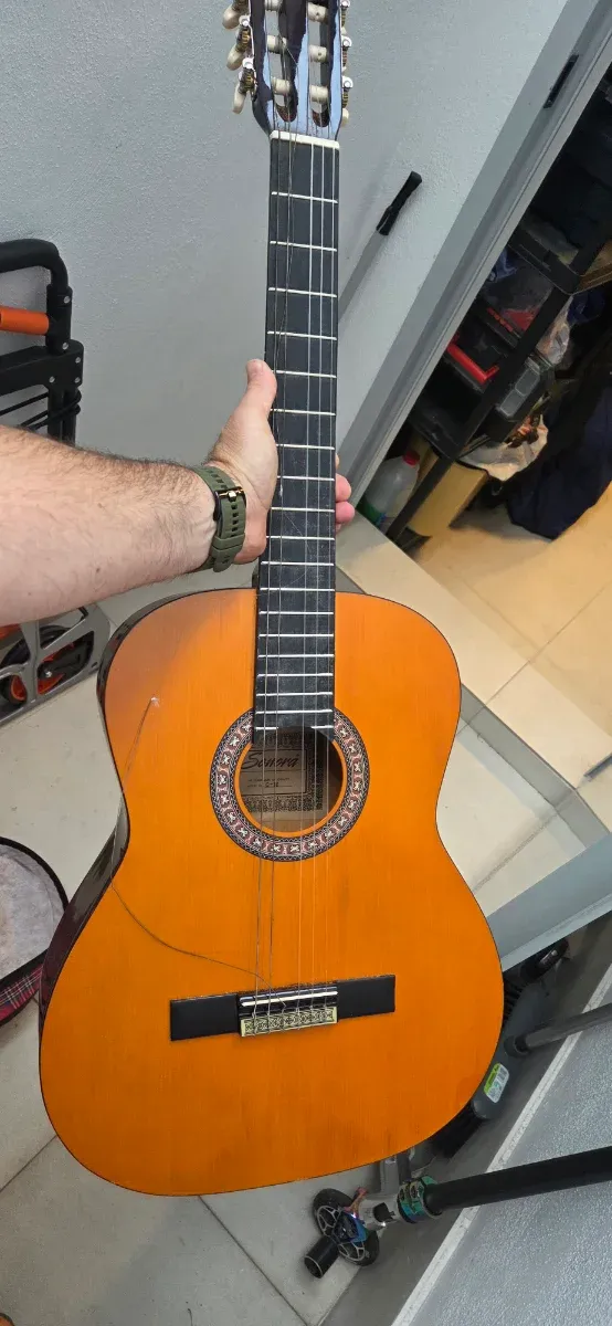 Guitarra Clásica Sonora C-16 + Funda