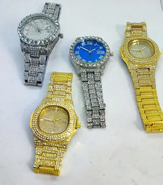 Lote 4 Orologi di Lusso con Diamanti