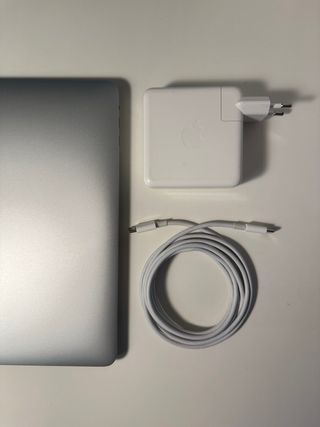 MacBook Pro 15” (2017) Touch Bar