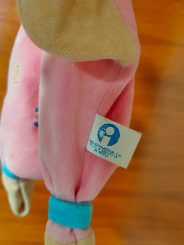 Peluche oso bebé rosa con números