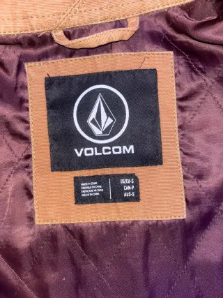 Abrigo Volcom Camel (carhartt)