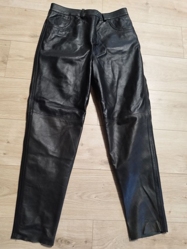 Pantalón de piel auténtica negro