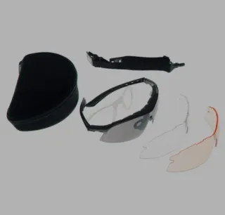 Gafas deportivas blancas y azules