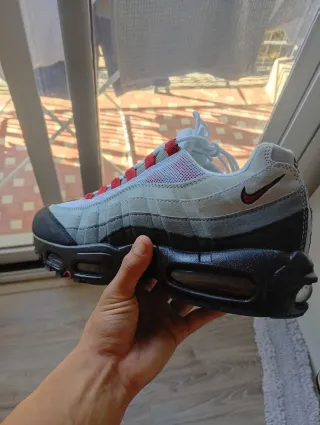 Nike Air Max 95 OG University Red
