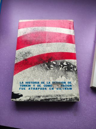 2 Libros: La Barraca y La Guerra del Presidente