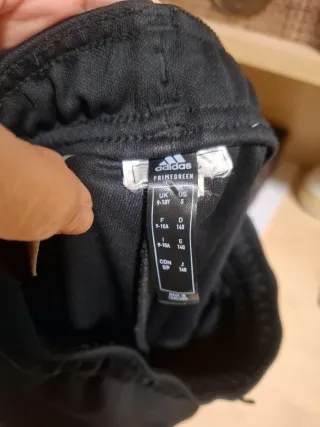 Pantalón Adidas Niños Negro talla 9- 10
