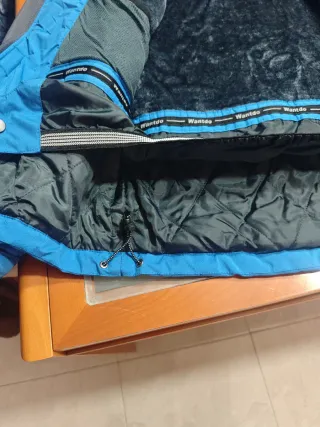 Cazadora juvenil azul y gris