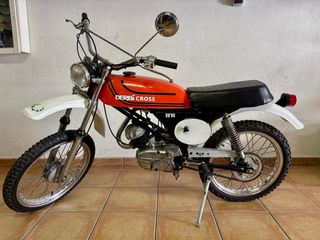 Derbi Cross 50 V4