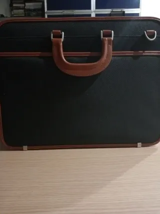 Maletín Ejecutivo Roncato Original Negro Marrón