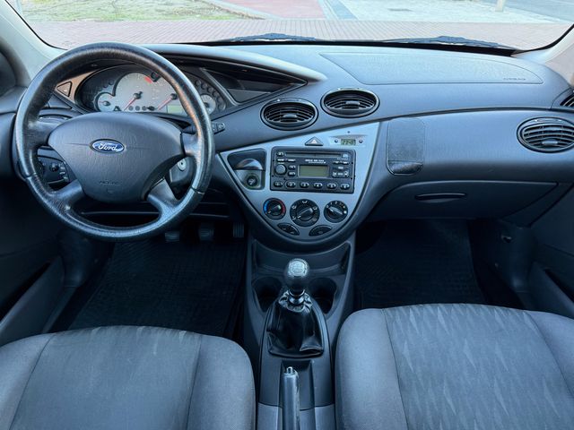 FORD FOCUS 1.8 TDCI GUIA 100CV