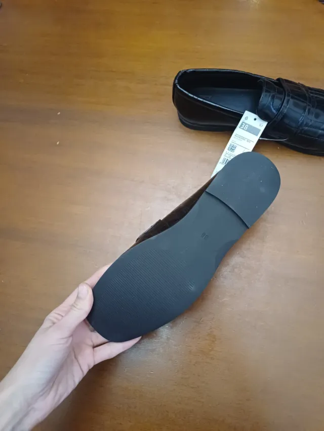 Mocasines negros nuevos