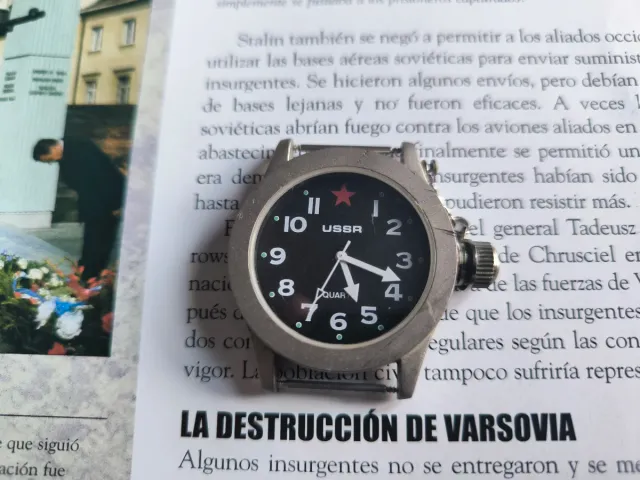 Reloj Ruso USSR de cuarzo.
