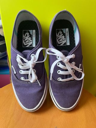 Zapatos Vans Authentic Unisex Morado