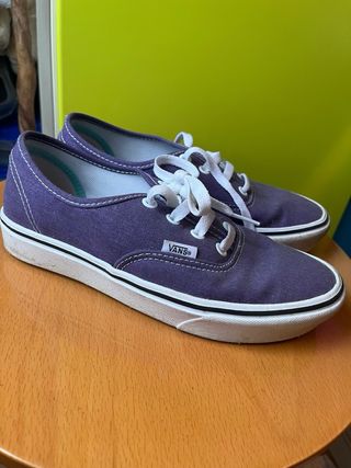 Zapatos Vans Authentic Unisex Morado