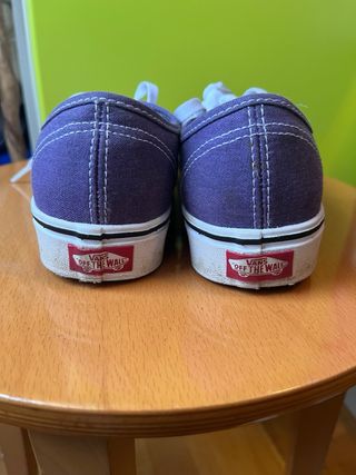 Zapatos Vans Authentic Unisex Morado