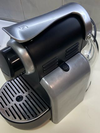 Cafetera Delonghi Nespresso
