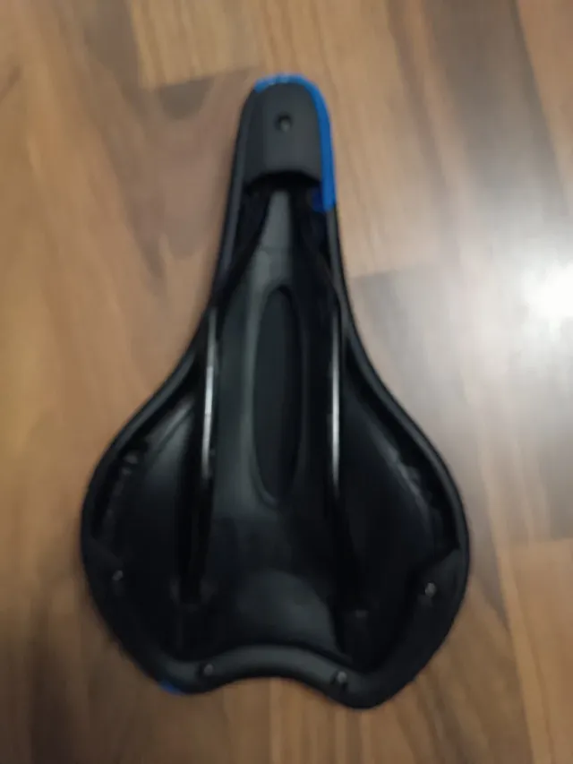 Sedile MTB ErgoFitSystem Nero/Blu