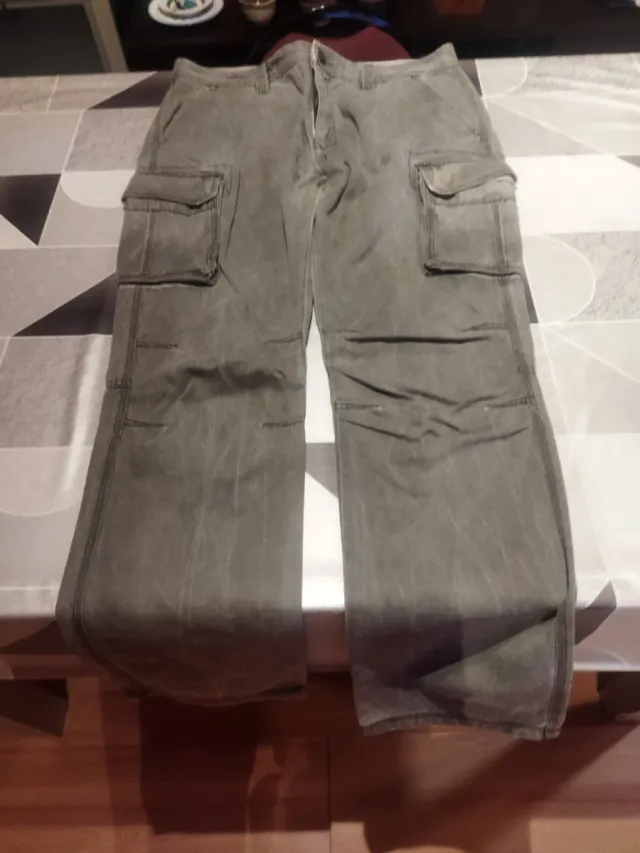 Pantalón cargo Desigual Talla 46