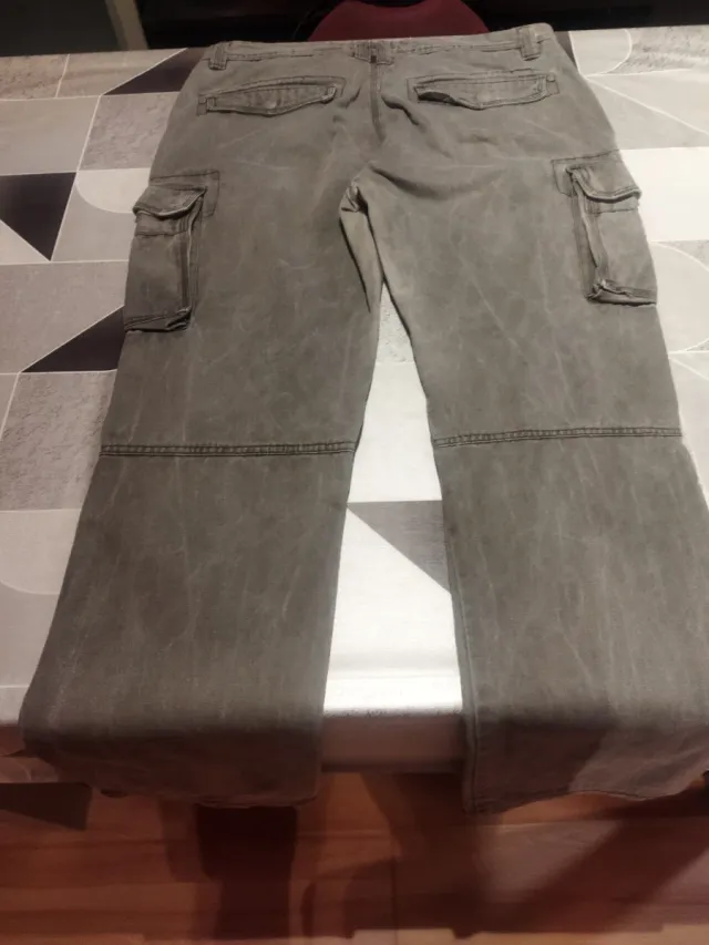 Pantalón cargo Desigual Talla 46