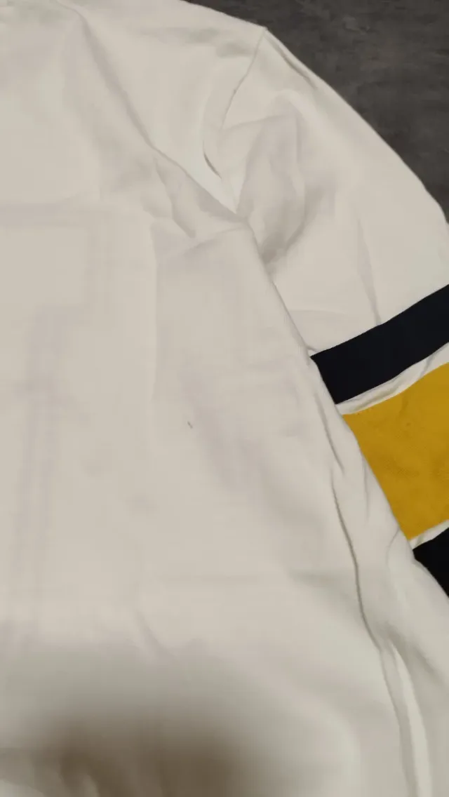 Jersey Tommy Hilfiger Estilo Universitario