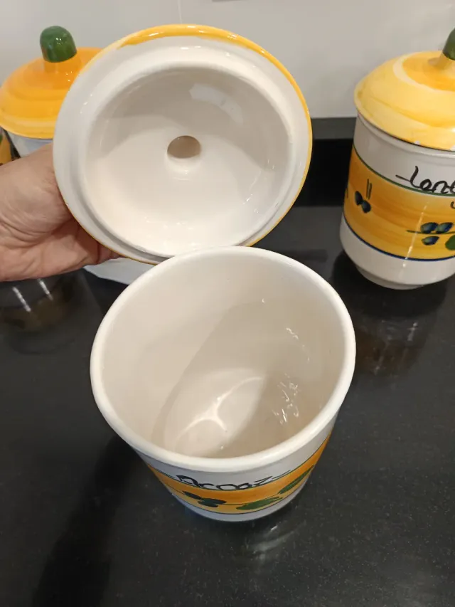 Botes de cerámica para comida