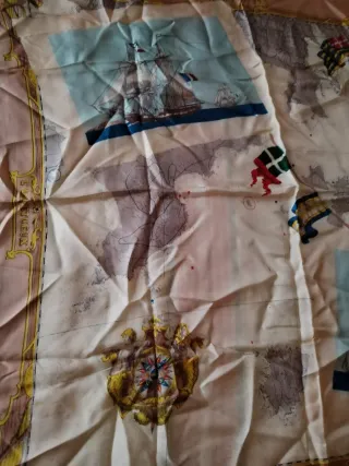 Lenço de pescoço mapa e bandeiras