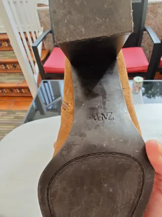 Botines camel tacón cuadrado