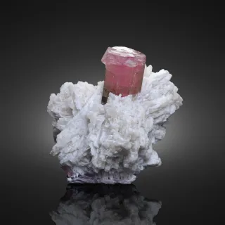 Minerali Cristalli Tormalina Elbaite cleavelandite