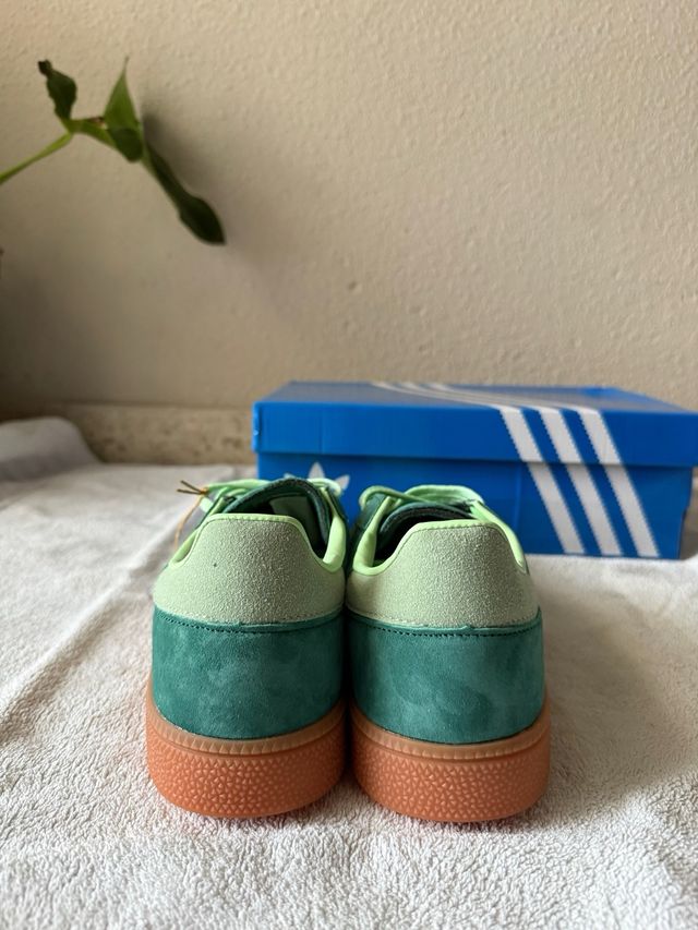 Zapatilla Adidas Spezial Verde Menta.