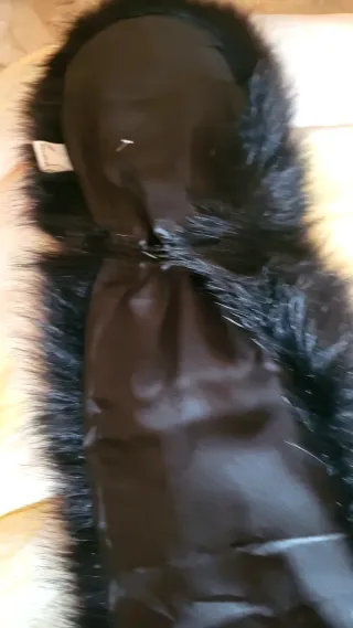 Pelliccia ecologica nera