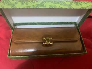 Elegante cartera piel sintética