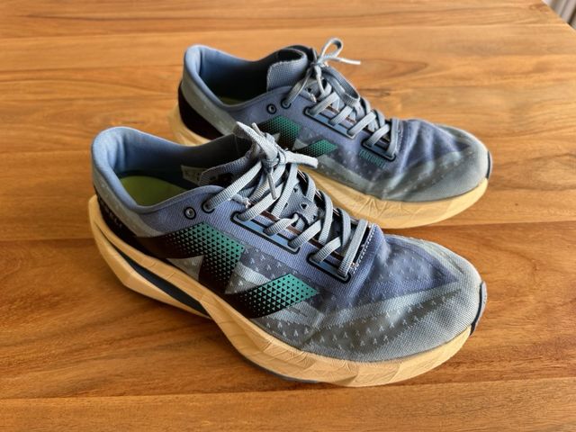 New Balance Rebel 43 azules