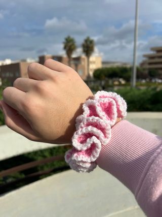 Uncinetto Scrunchie Capelli Rosa e Bianco