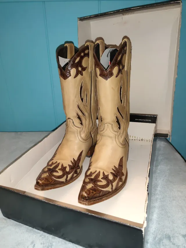 Botas SENDRA Beige y Marrón