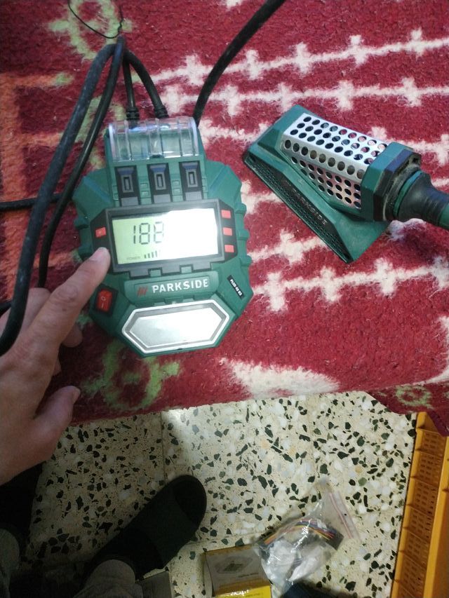 Stazione di saldatura Parkside in stagno