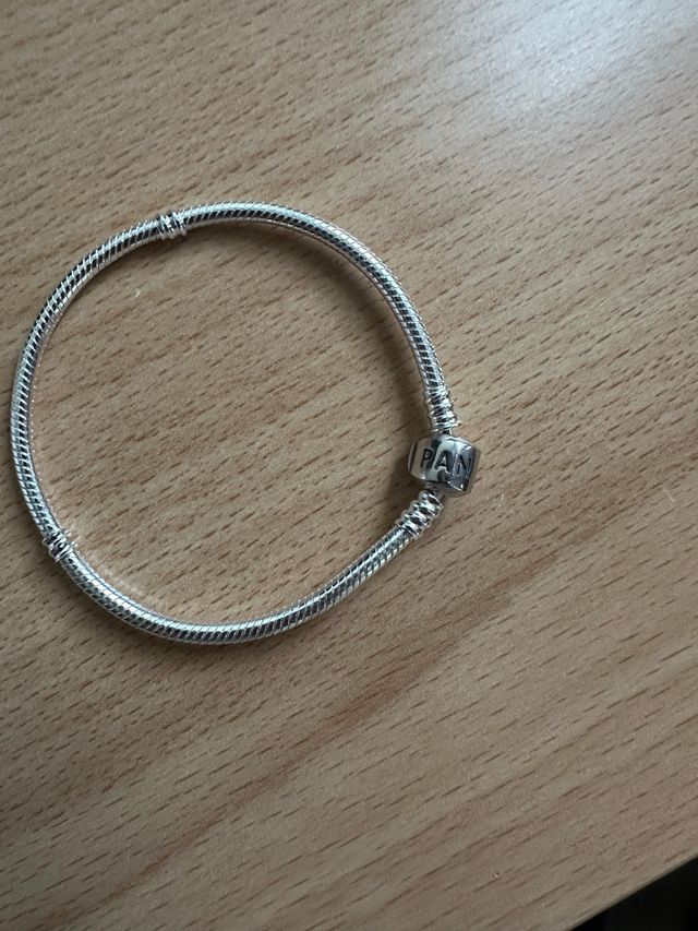 Pulsera Pandora Plata. Talla 19