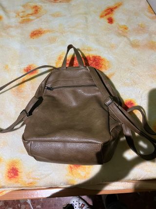 Mochila efecto cocodrilo marrón