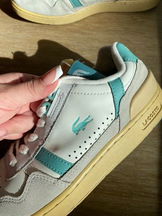 Tenis Lacoste Blanco y Turquesa
