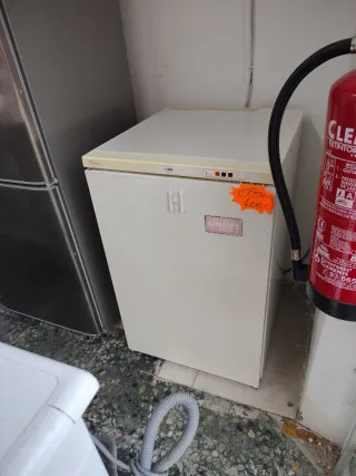 Nevera Whirlpool Blanca. N183