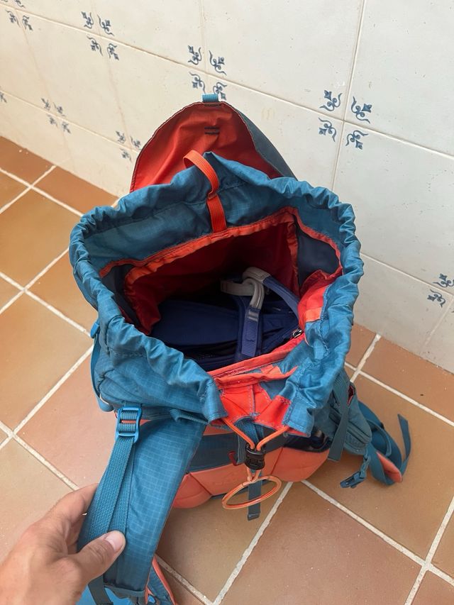 Mochila Blue Ice Kume 38L