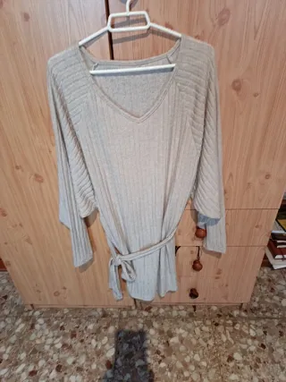 Vestido beige manga larga talla única