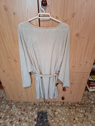 Vestido beige manga larga talla única