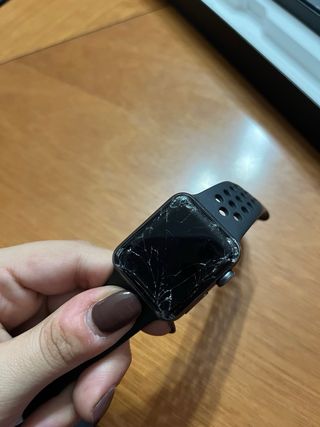 Apple Watch Series 3 Nike 38mm pantalla rota